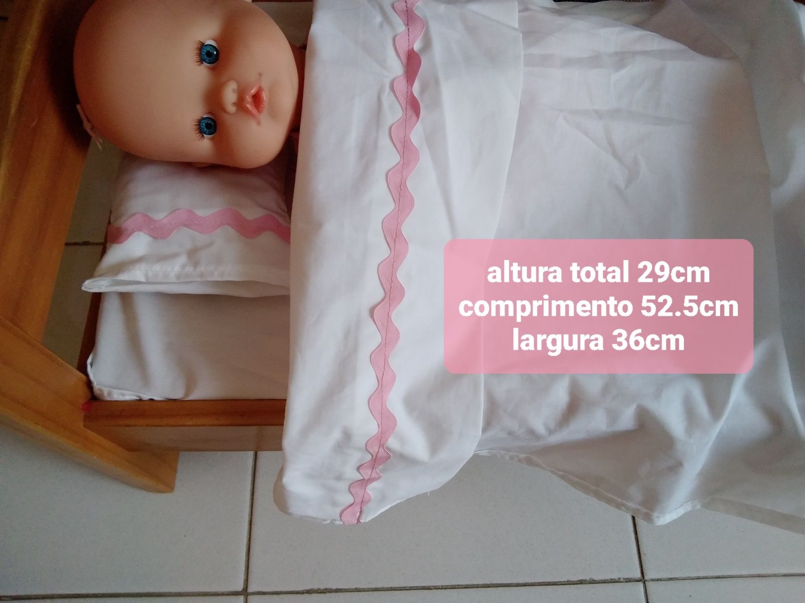 Brinquedo cama madeira para bebé