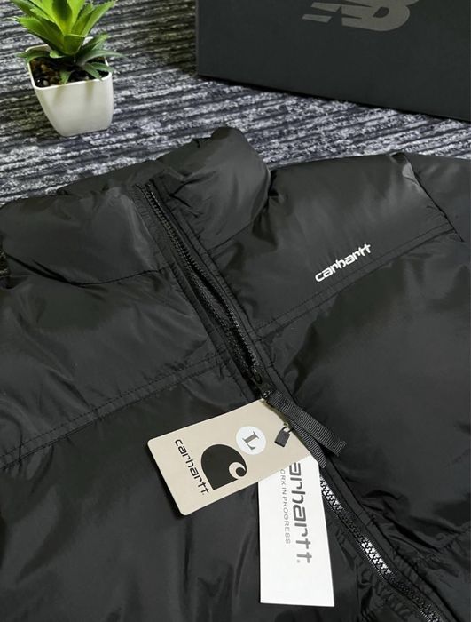 Куртка пуховик Carhartt чорного кольору унісекс