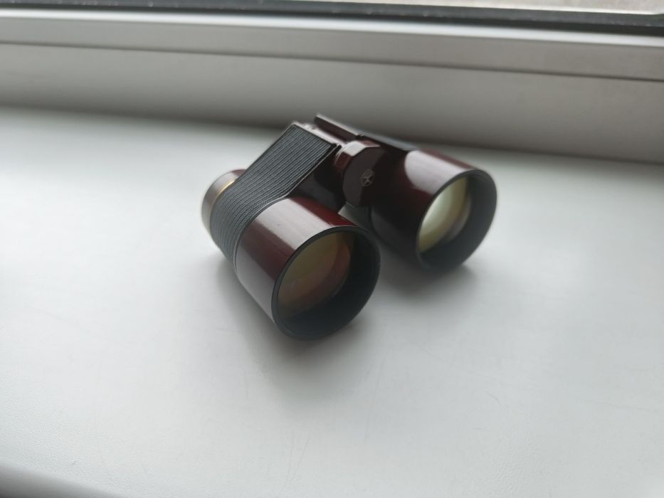 Бинокль театральный