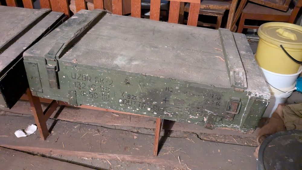 Stare skrzynie wojskowe po amunicji 1959r