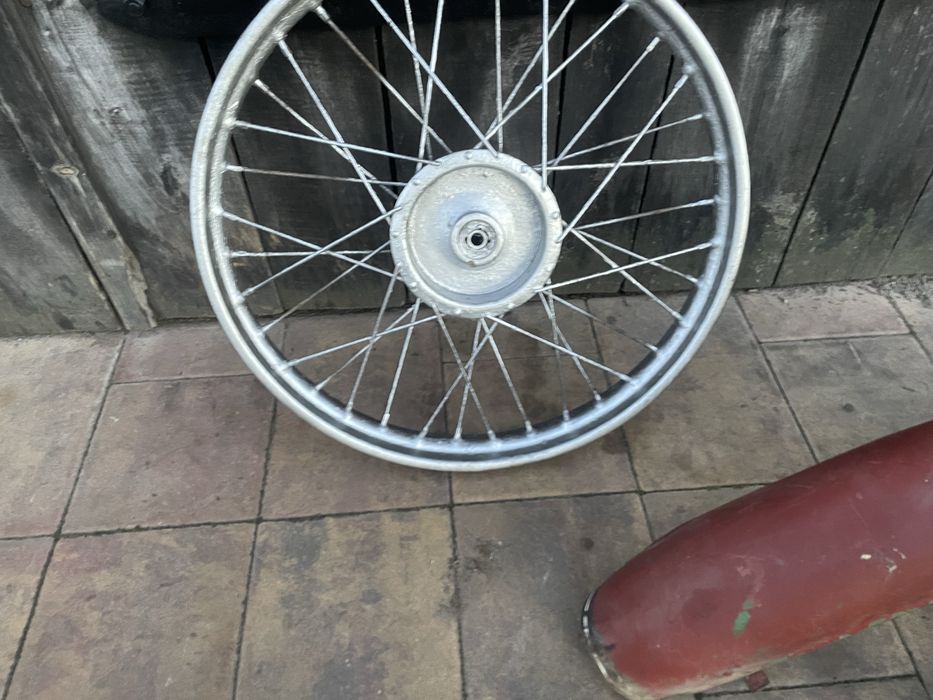 Sprzedam cześci do wsk i cezet