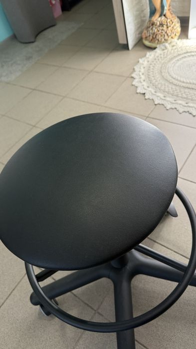 Стілець  офісний