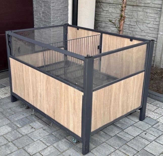 Kosze wystawowe ekspozycyjne używane składane na kółkach