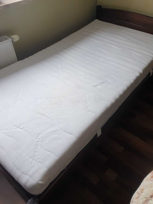 Łóżko rehabilitacyjne elektryczne z pilotem