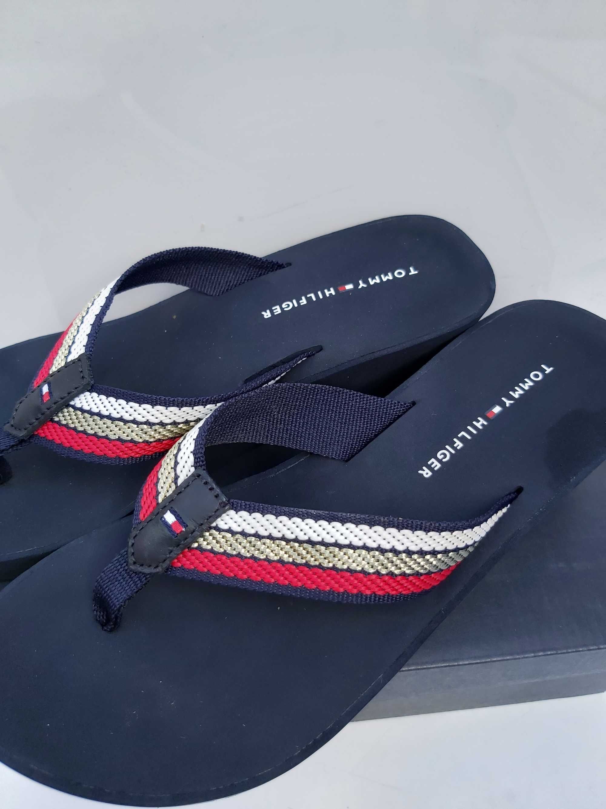 Letnie klapki japonko TOMMY HILFIGER Granat koturna platforma 38