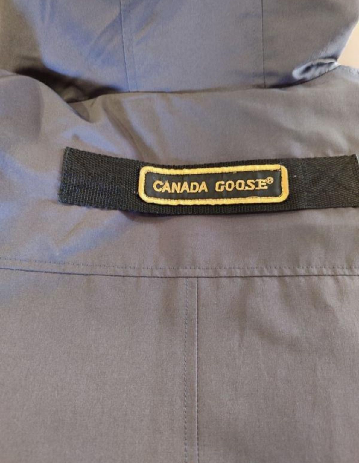 Новая куртка Canada Goose.