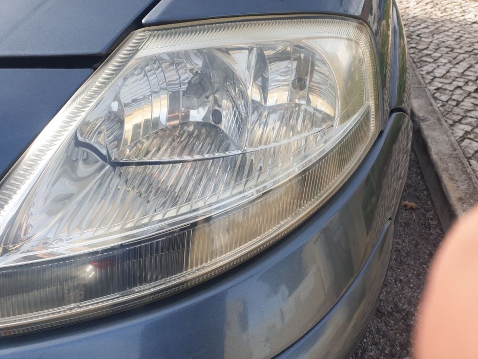 Polimento de faróis