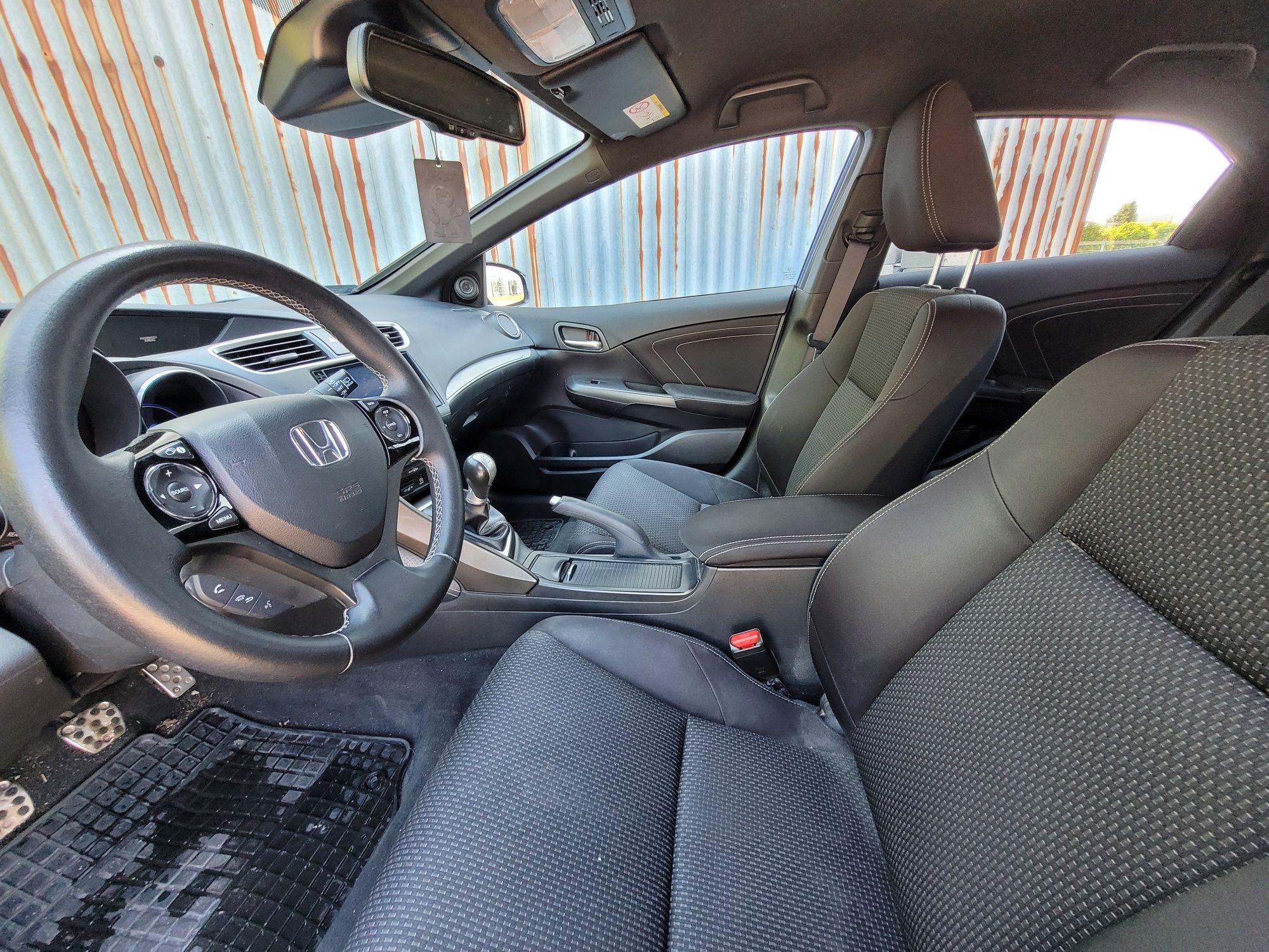 Honda Civic 2015 r. wersja SPORT z niezawodnym silnikiem 1.8 i-VTEC