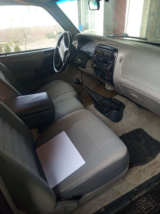 Ford Ranger xlt 4.0v6 4x4 manual