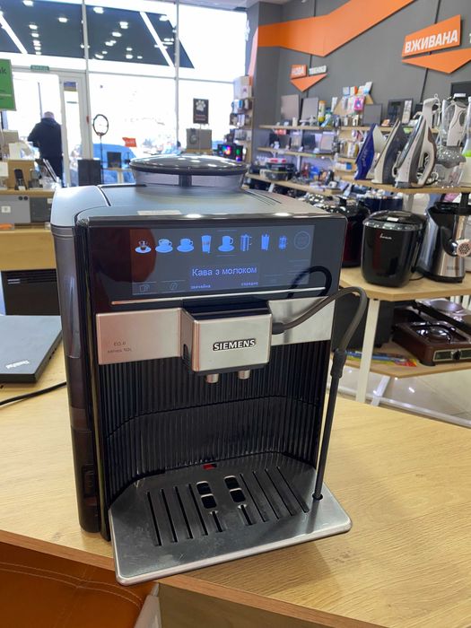 Кофемашина Siemens EQ.6 plus s500--гарантия 3 месяца--