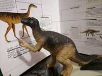 Dinossauro boneco