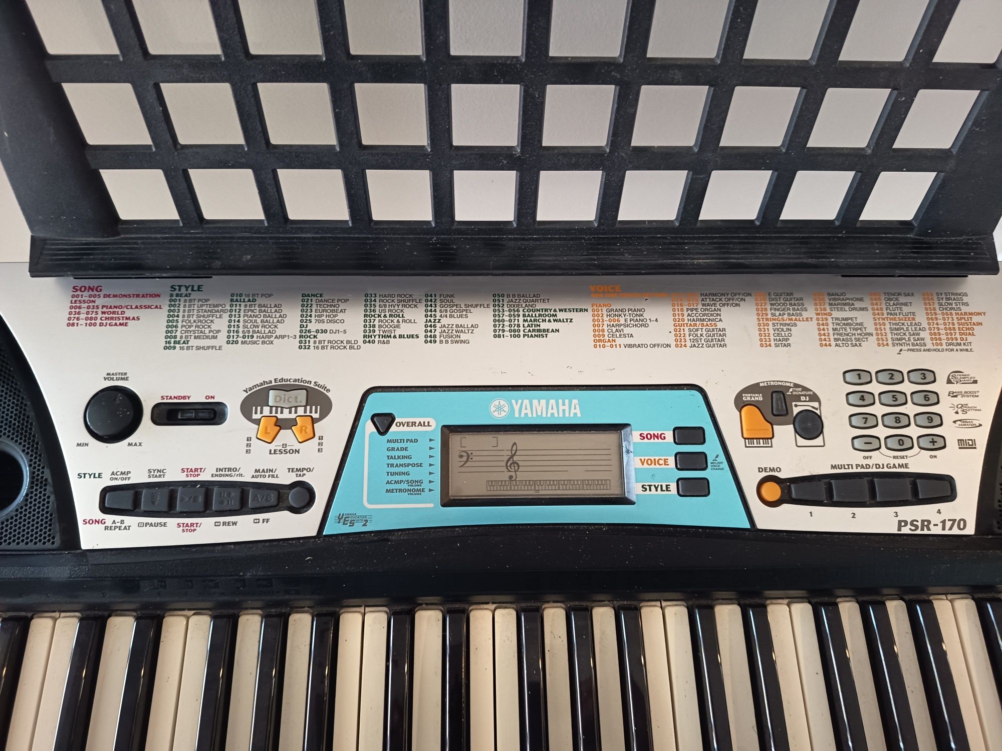 Yamaha PSR-170 em muito bom estado