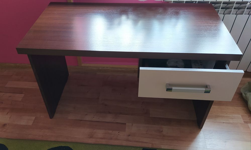Biurko dla dziecka/przedszkolaka/zerówiaka