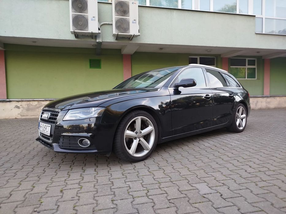 Audi A4 Avant Audi A4 B8 2.0 TDI DPF quattro Ambition