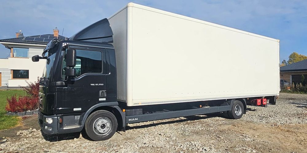MAN TGL 12 250, 20 paletowy 2020r kontener winda  20 paletowy