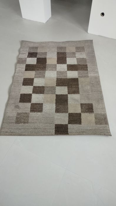 Dywan  170/120 brązowo- beżowy.