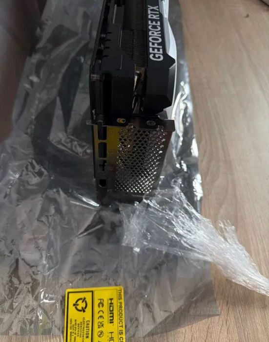 Kompletna obudowa karty graficznej  MSI GeForce RTX 4090 Ventus 3X OC