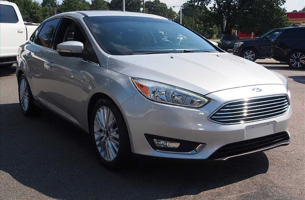 Ford Focus Titanium      2018