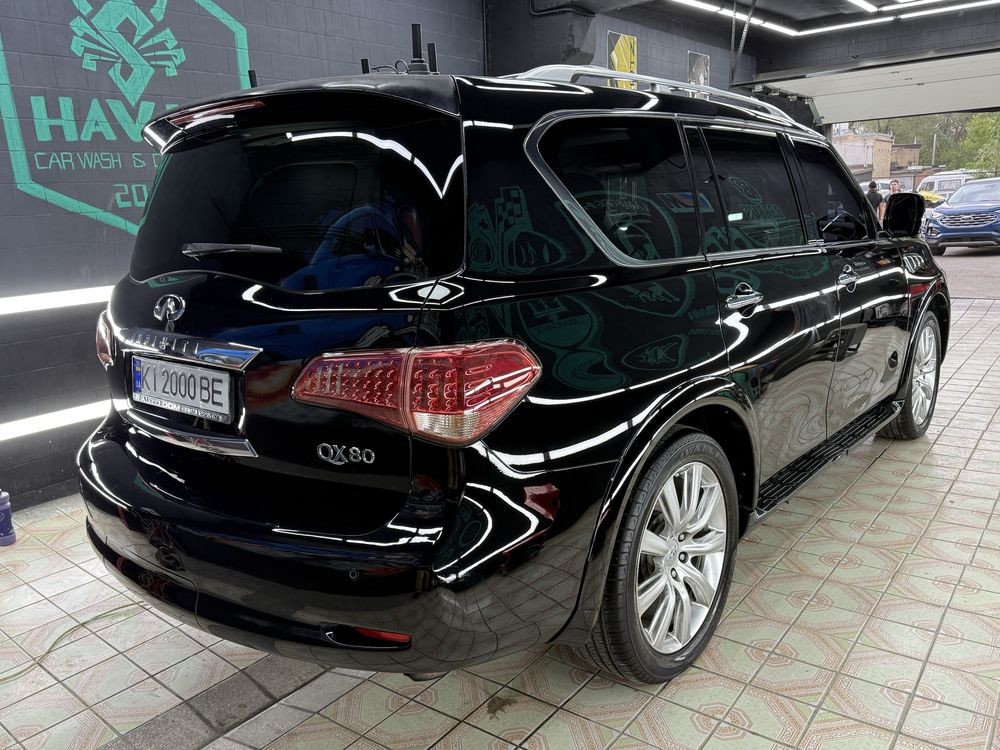 Infiniti QX 56 в ідеальному стані