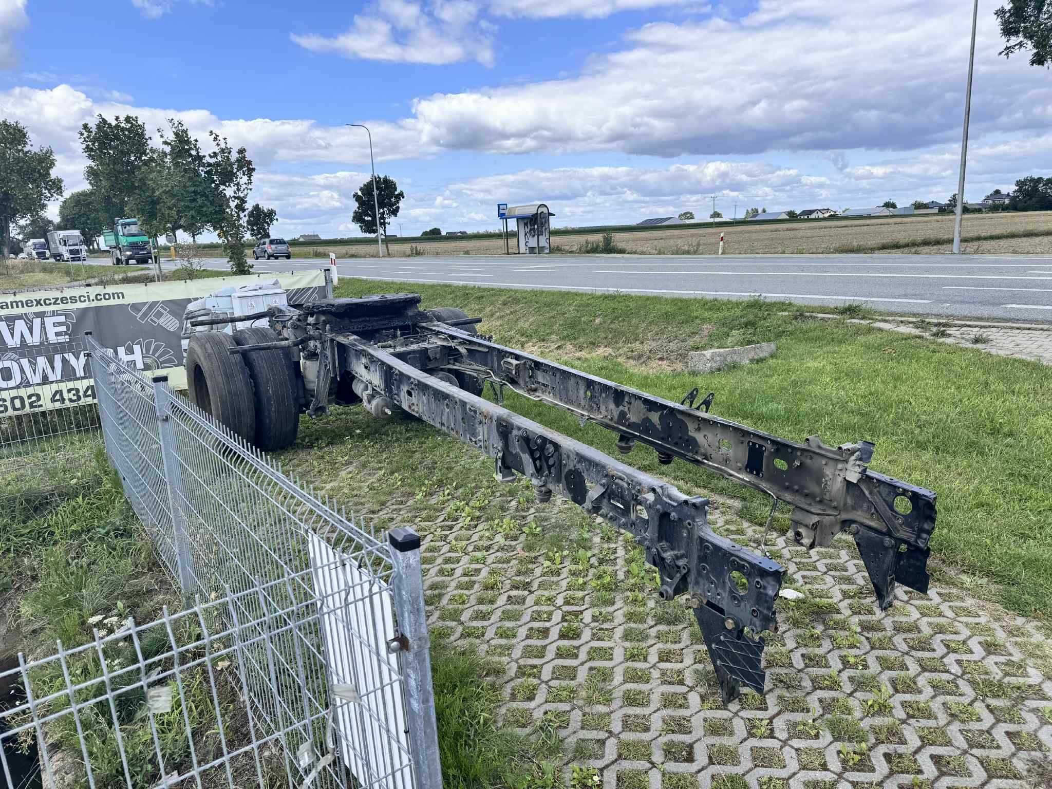 Wózek rama DOLLY pod przyczepę rolniczą Siodło bliźniak poduszk 1600kg
