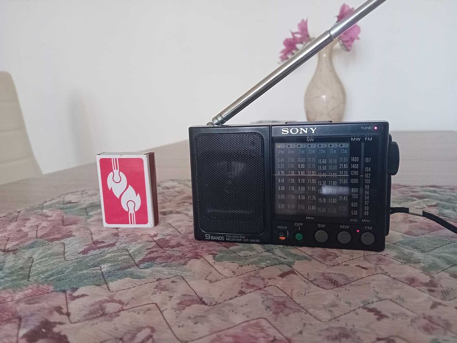 Sony ICF-SW20 radyjko 9-pasmowe FM/MW/SW