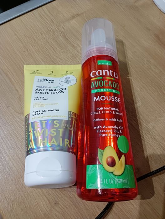 Odżywka aktywator do skrętu loków, mousse kręcenie włosów