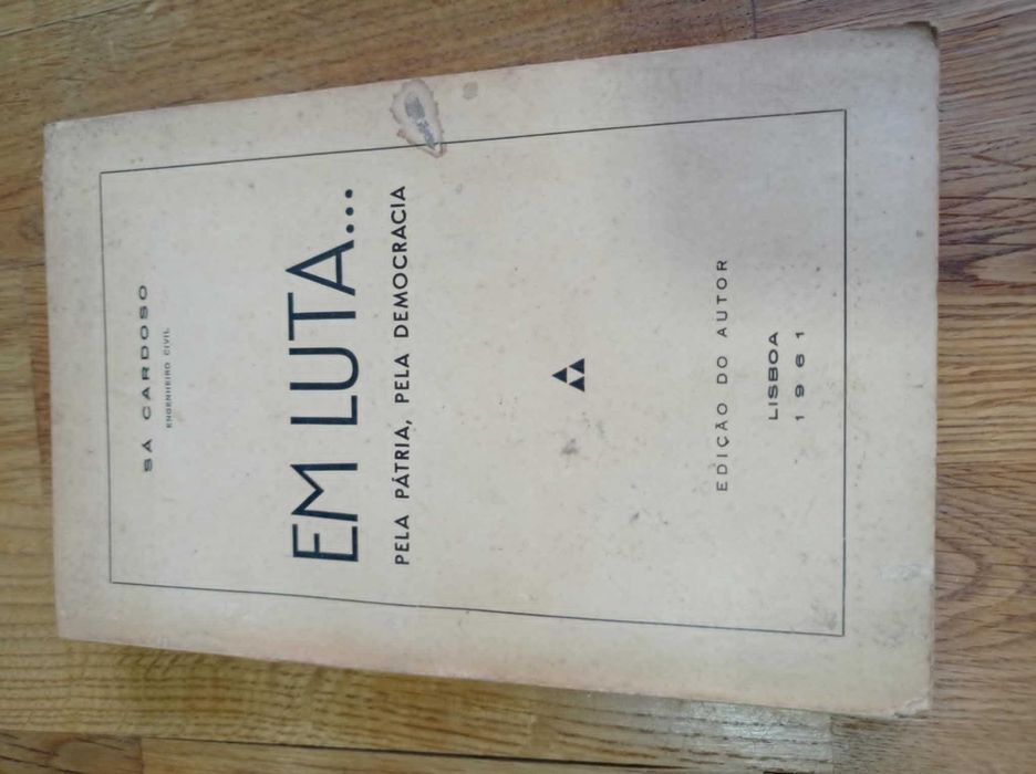 vendo livro Em luta pela pátria pela democracia