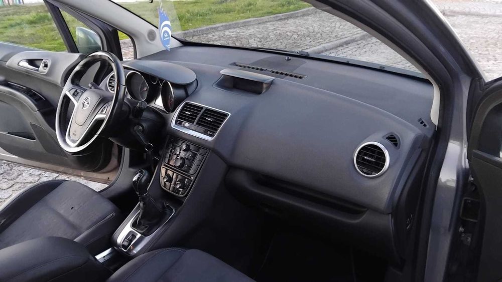 Opel Meriva 2010