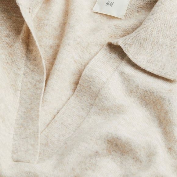 Miękki sweter H&M z kołnierzem Piaskowobeżowy melanż rozmiar M