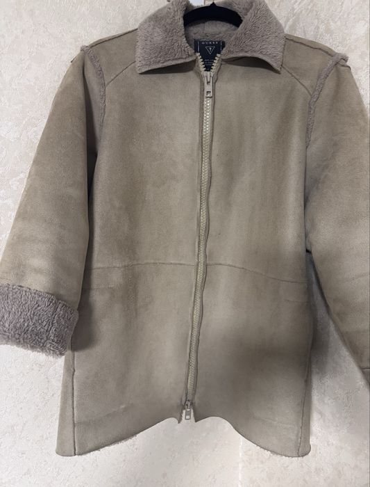 Продам Куртку Guess
