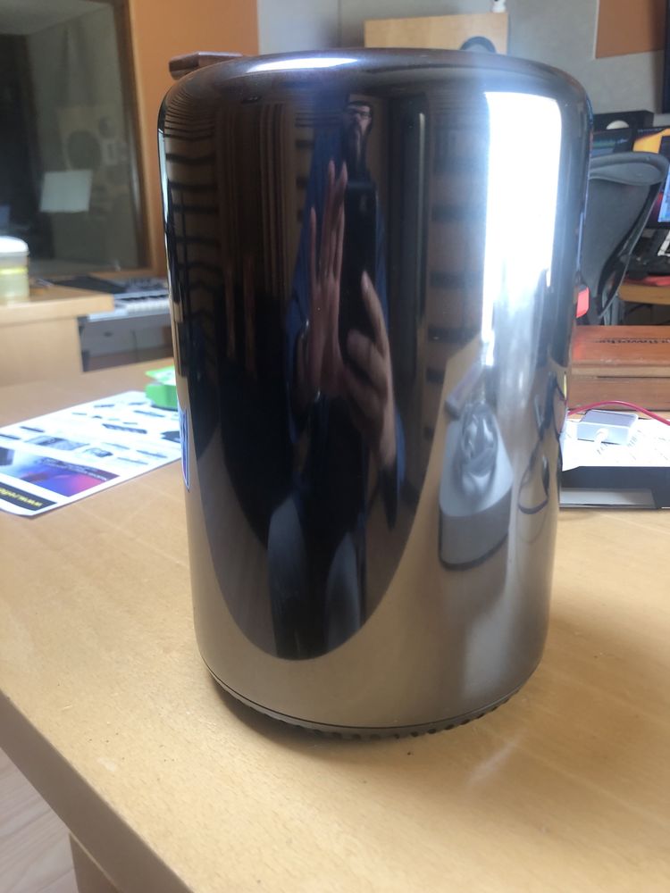 Mac Pro 6.1  Mid 2013 (Trash Can)  P/PECAS