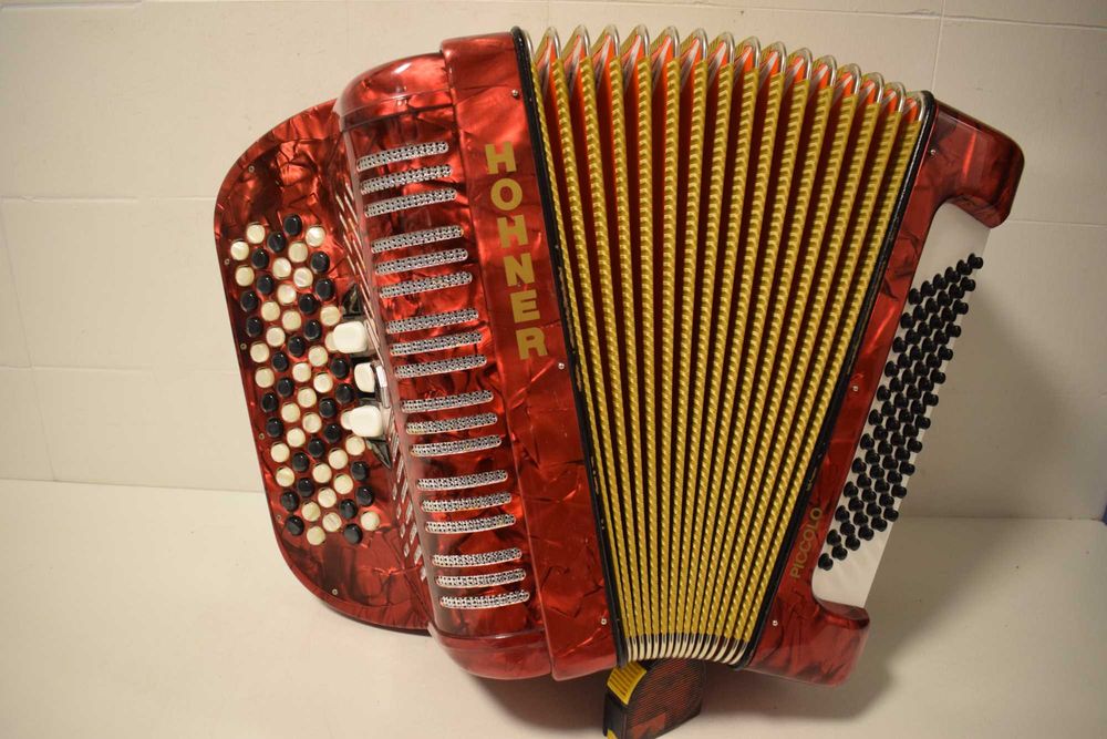 Acordeao Hohner Picolo 2 Voz. N 31