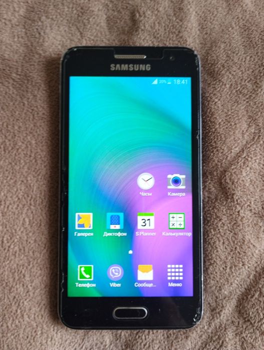 Продається телефон samsung б/у