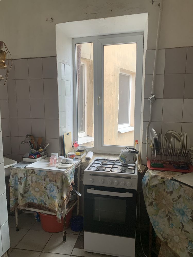 Продам 4  кімнатну квартиру в Березовому сквері