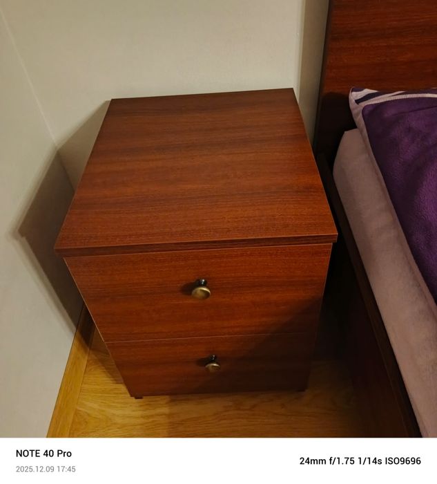 Łóżko sypialniane, meble, szafki,LED