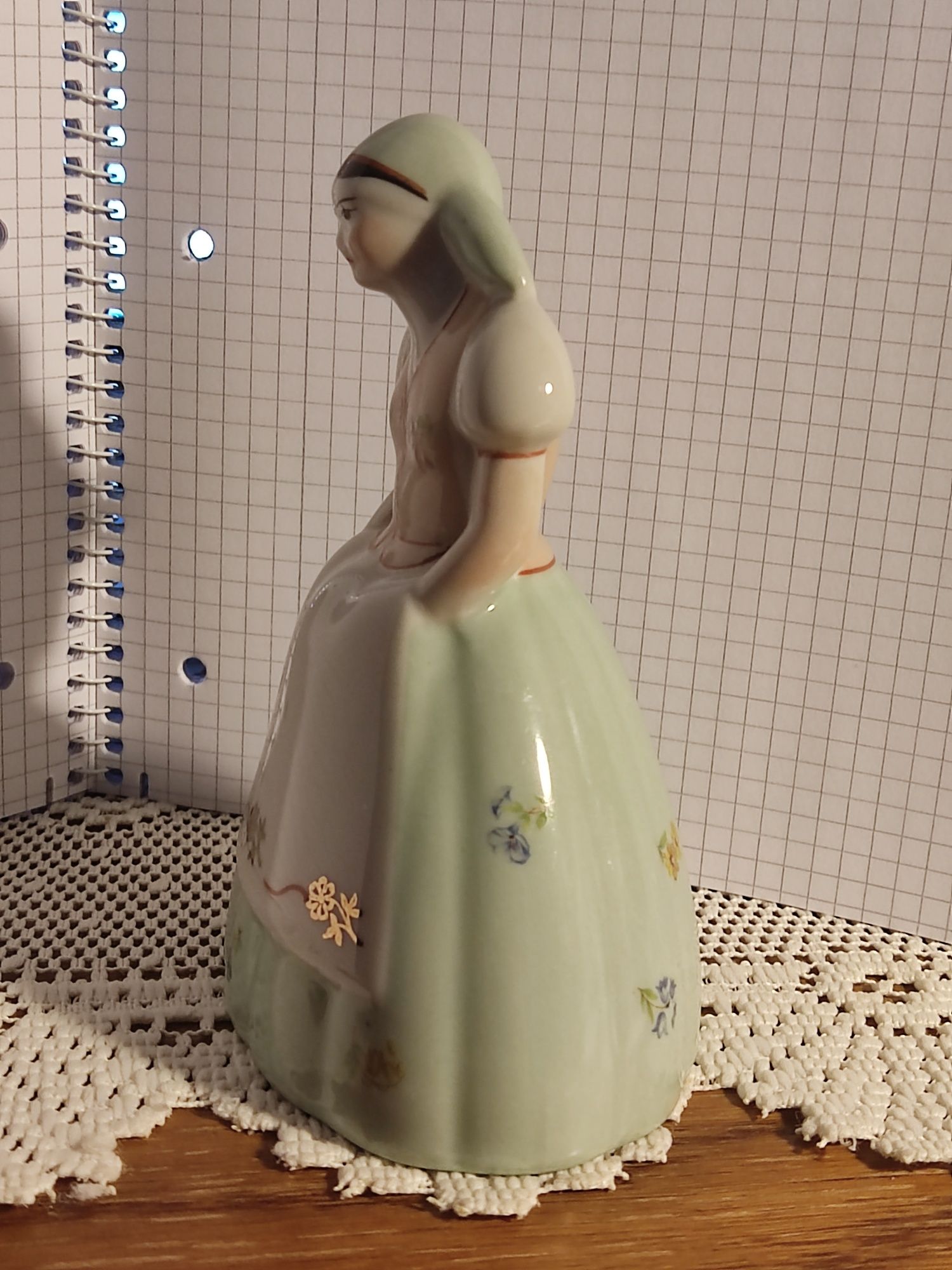 Figurka Porcelanowa Ćmielów "Magdusia"proj.Marcinek Art Deco lata 50