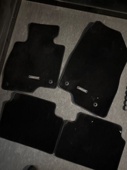 Wycieraczki welurowe mazda 6 combi