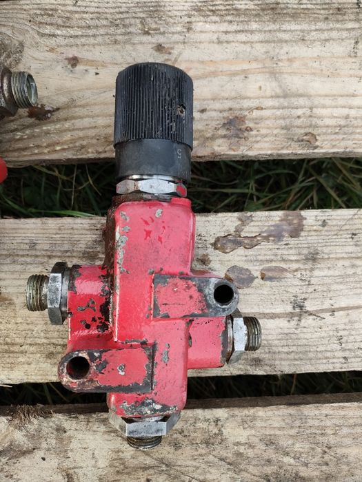 Rozdzielacz hydrauliczny regulator przepływu oleju hydromoto filtr