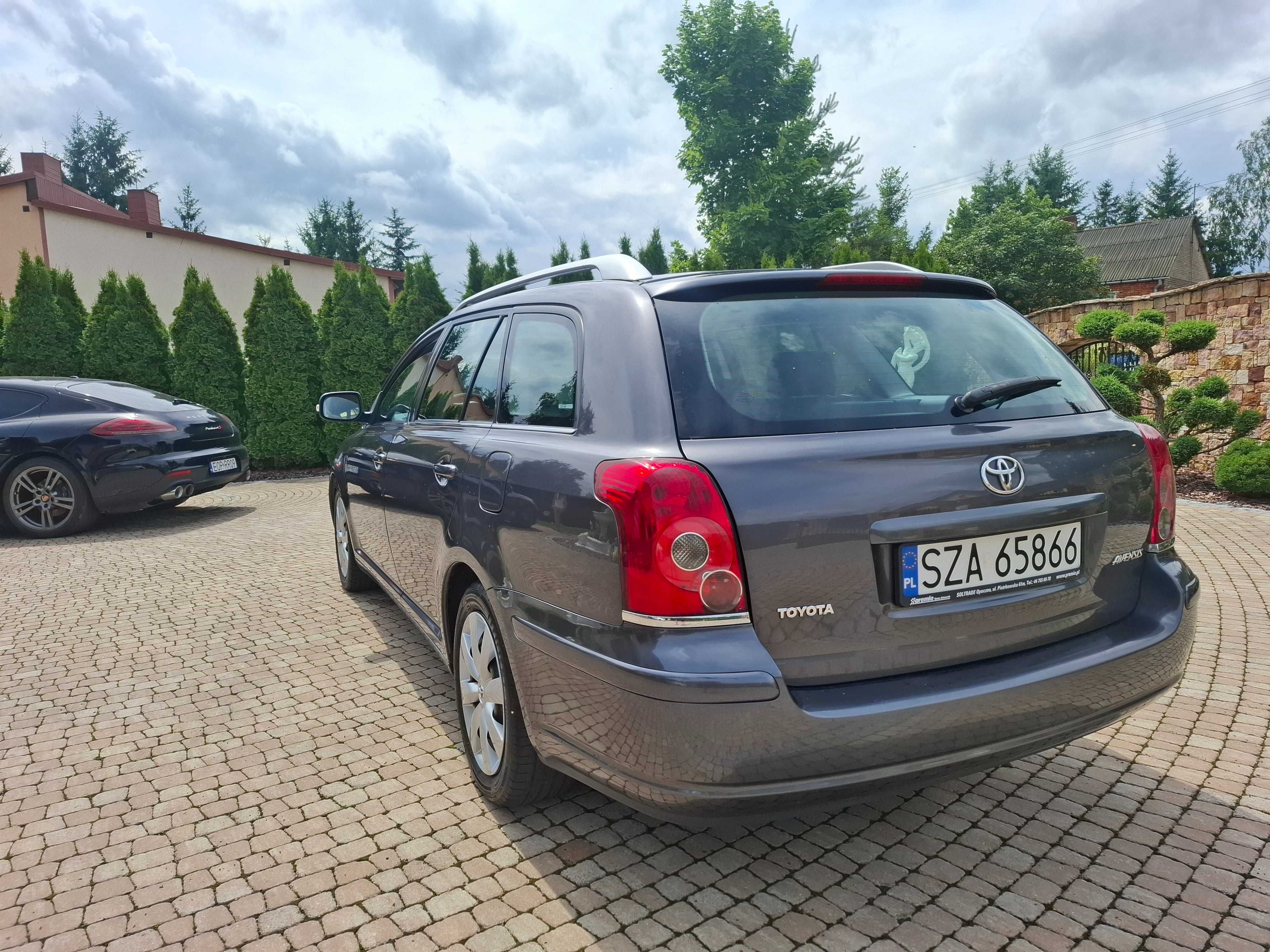 Toyota Avensis 1.8 Benzyna Bezwypadkowa