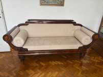 Sofa Empire inna niż wszystkie