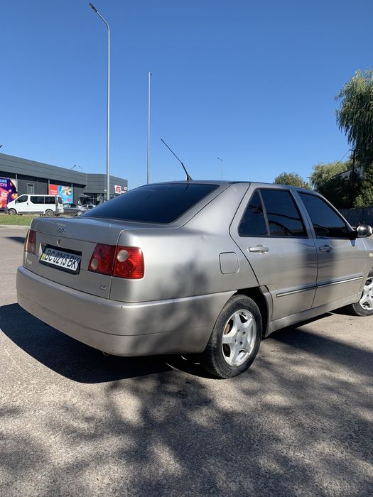 Продам чері амолет 1.6 ціквить обмін на мотоцикел чи авто