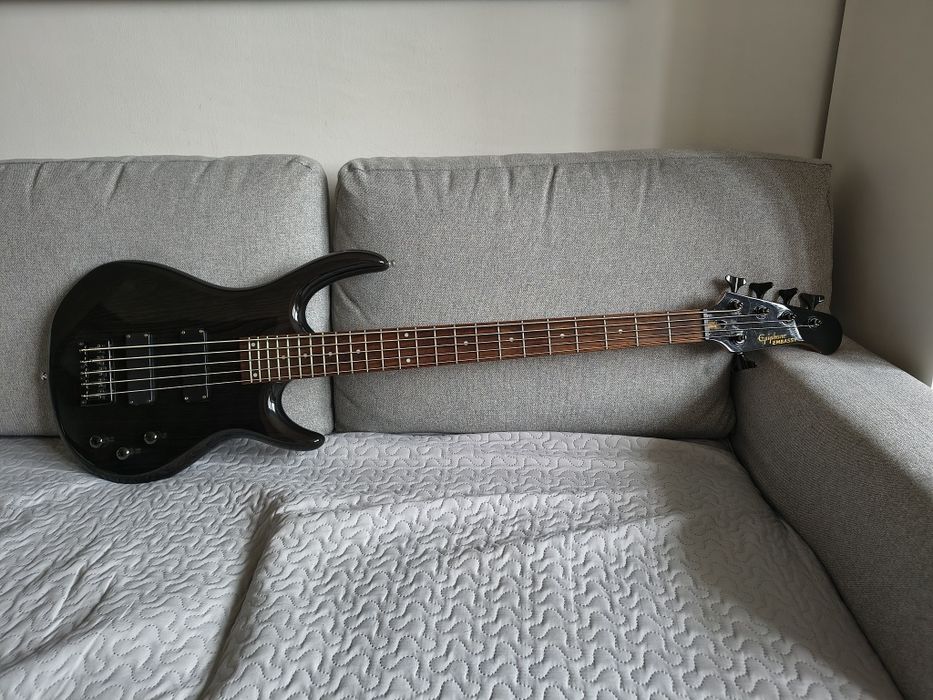Gitara basowa Epiphone Embassy V