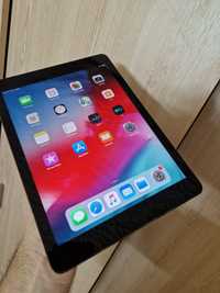 Планшет iPad AIR 16gb стан близький до ідеалу