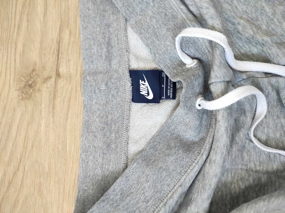 Szare spodnie dresowe Nike