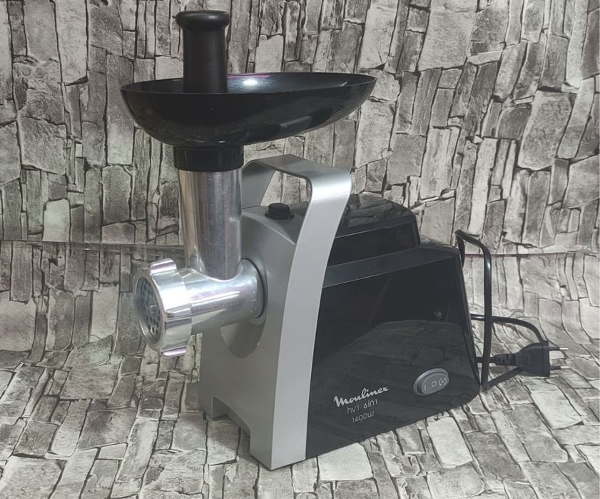 М'ясорубка мясорубка MOULINEX ME108832