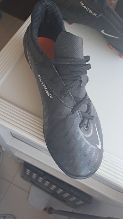 Chuteiras  nike 36,5 como novas