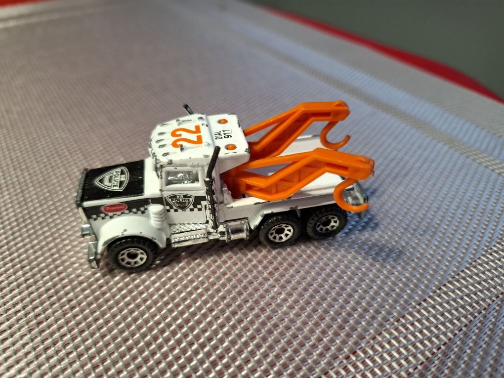 Matchbox Peterbilt model samochodu
