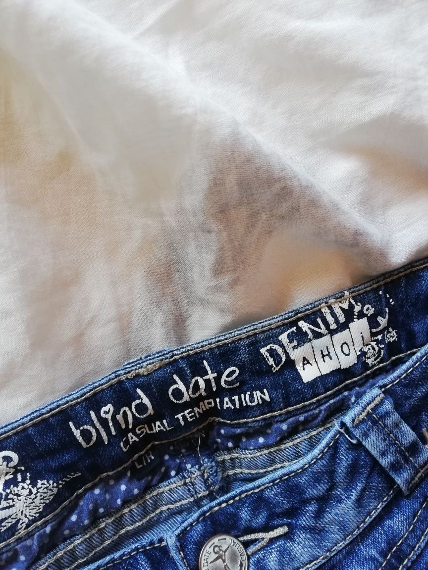 Spodnie dżinsy jeansy biodrówki blind date casual