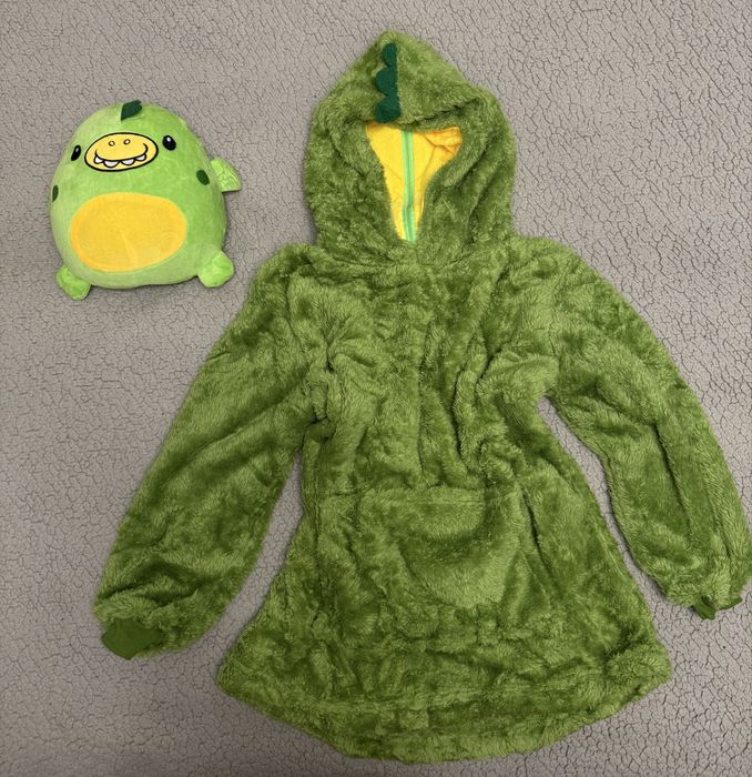 Худі -іграшка 2в1,вік від 3 до 11 років