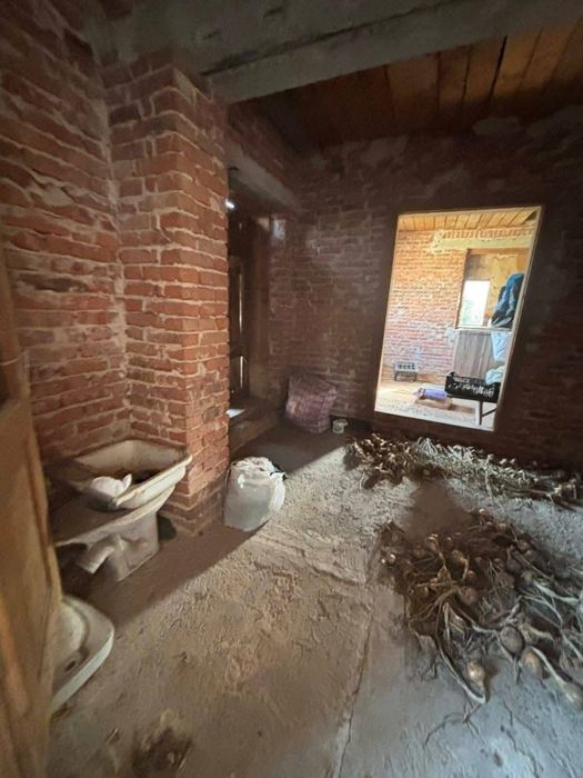 Продам будинок на березі річки Західний Буг!